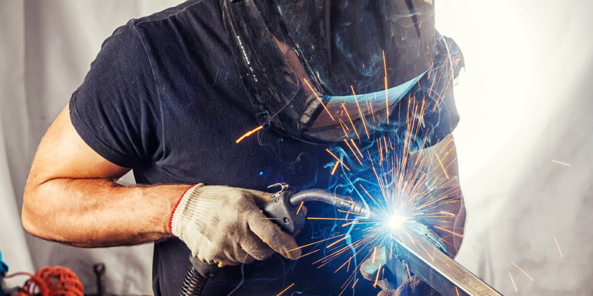 Step by Step Guide to become a welder